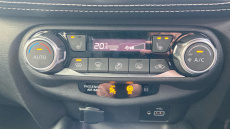 Nissan Juke 1.6 Hybrid Tekna 5dr Auto Hybrid Hatchback